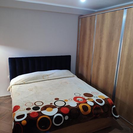 Maksimilian Apartament Durrës Eksteriør bilde