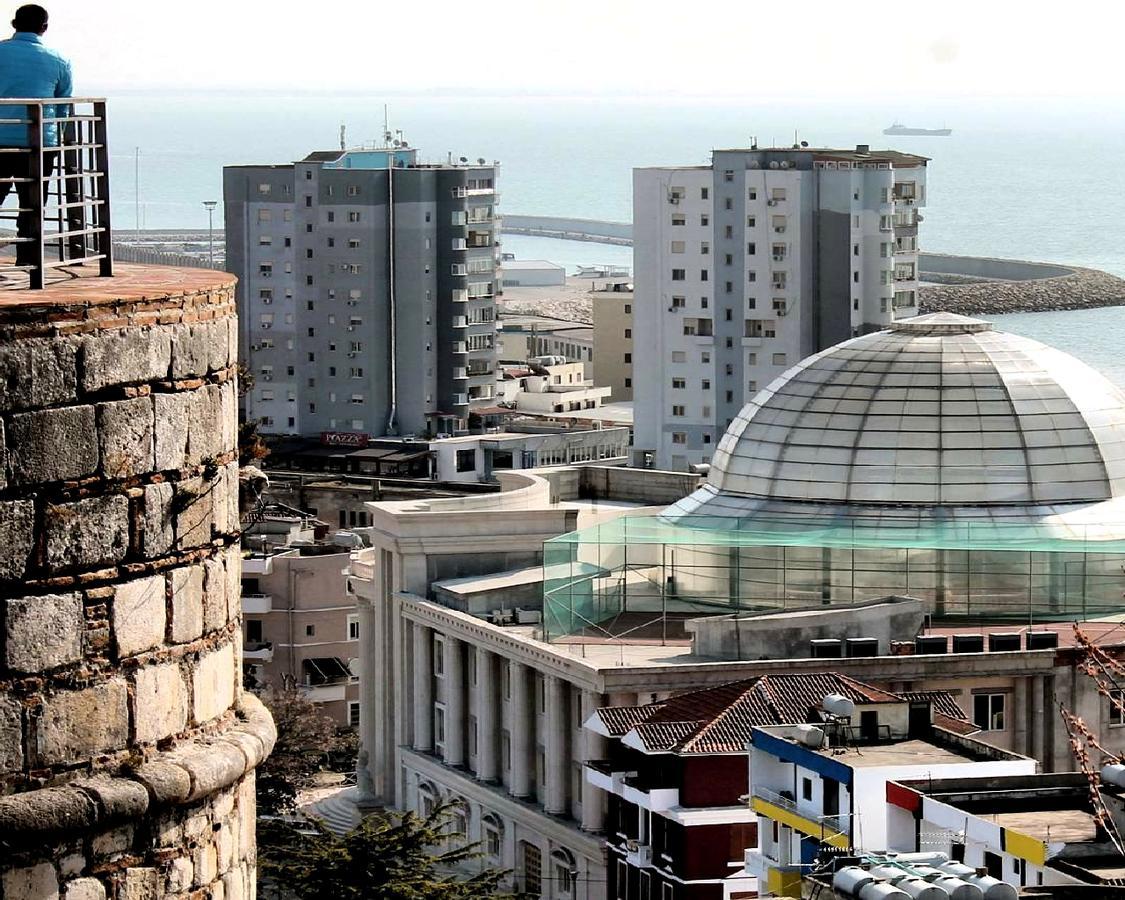 Maksimilian Apartament Durrës Eksteriør bilde