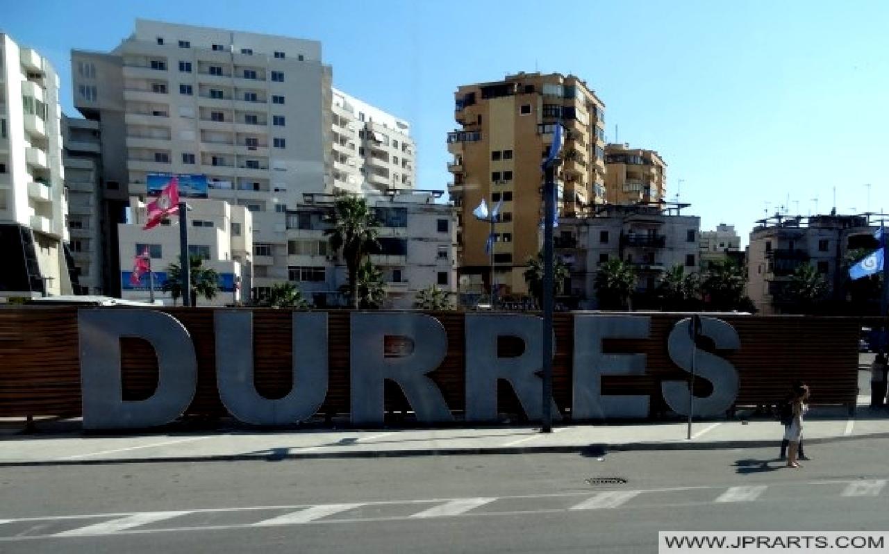 Maksimilian Apartament Durrës Eksteriør bilde